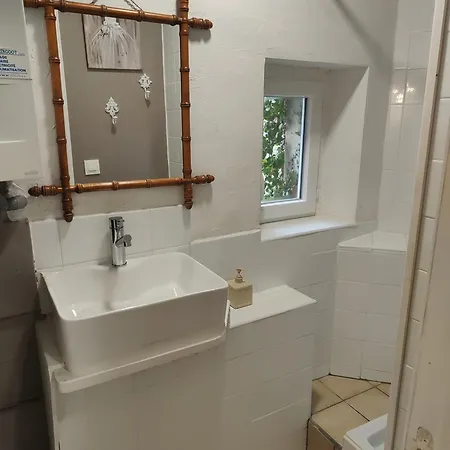 Apartment Agreable Avec Parking Gratuit *